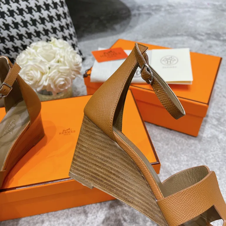 Hermes Shoe 